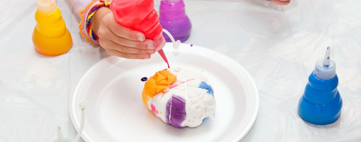 how-to-tie-dye-a-shirt-with-food-coloring