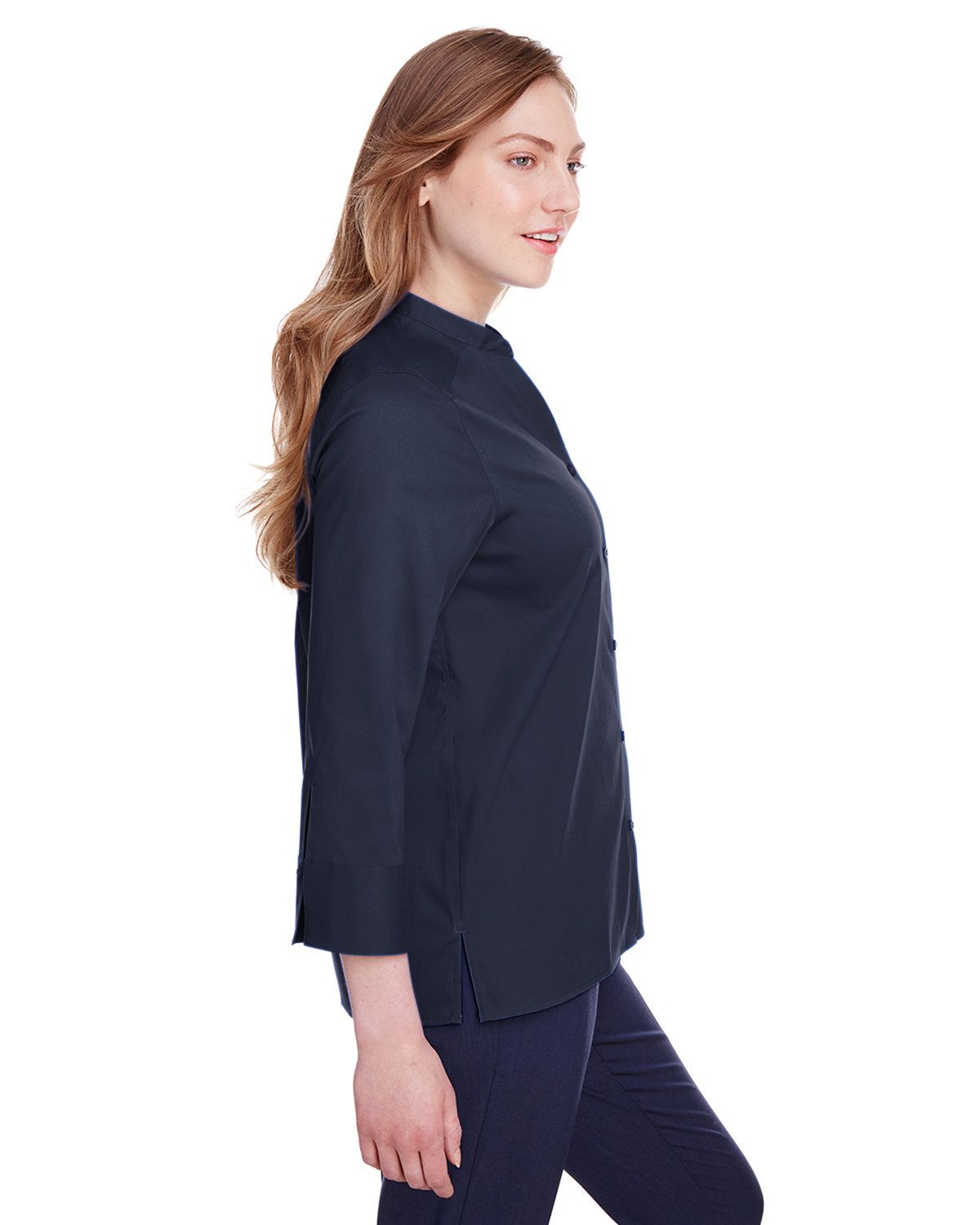 'Devon & Jones DG560W Ladies Crown  Collection Stretch Broadcloth 3/4 Sleeve Blouse'